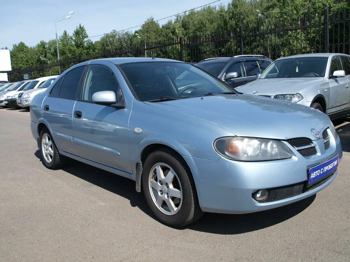 Ниссан английской сборки. Nissan Almera n16 2004. Nissan Almera n16 голубой. Nissan Almera 2004 голубой. Nissan Almera 1.5 МТ, 2003,.