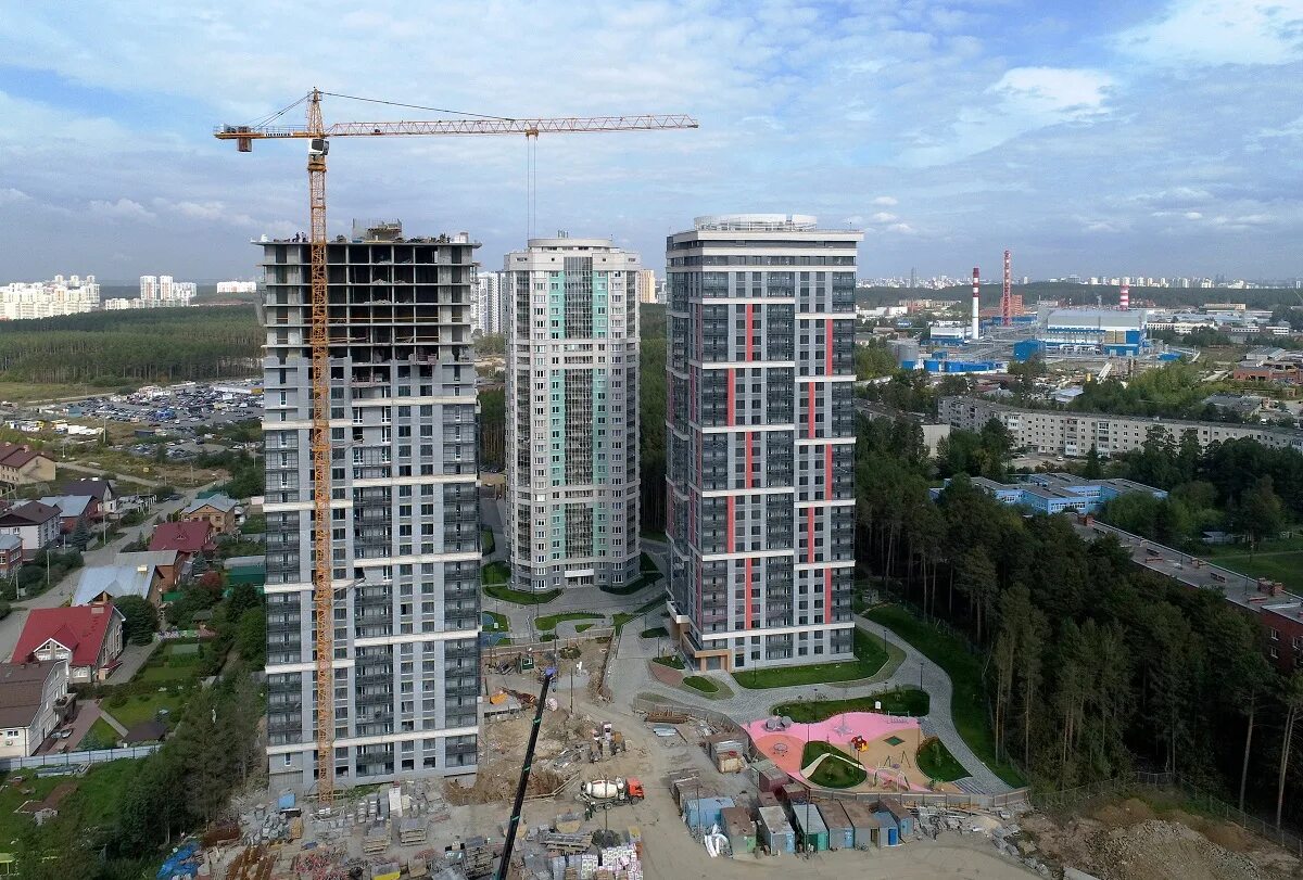 Репин жк атомстройкомплекс. Атомстрой екатеринбург. Жк лайф екатеринбург. Застройщик атомстройкомплекс. Сахарова 31 екатеринбург.