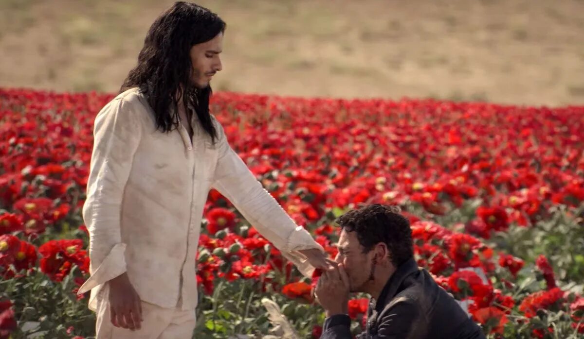 Мессия нетфликс. Лионель месси барселона. Месие. Лео месси 2016. Savage messiah - "the fateful dark" (2014).