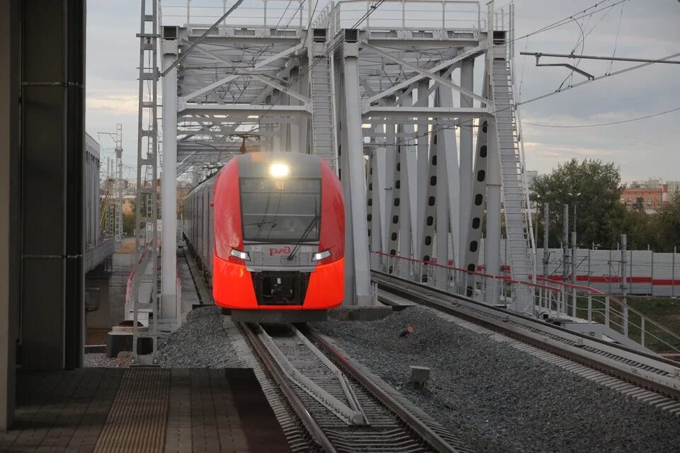 Жд анапа ласточка. РЖД Ласточка Сочи Анапа. Поезд Ласточка Сочи Анапа. Ласточка аэропорт Сочи Анапа. Поезд Ласточка Сочи Краснодар 1с.