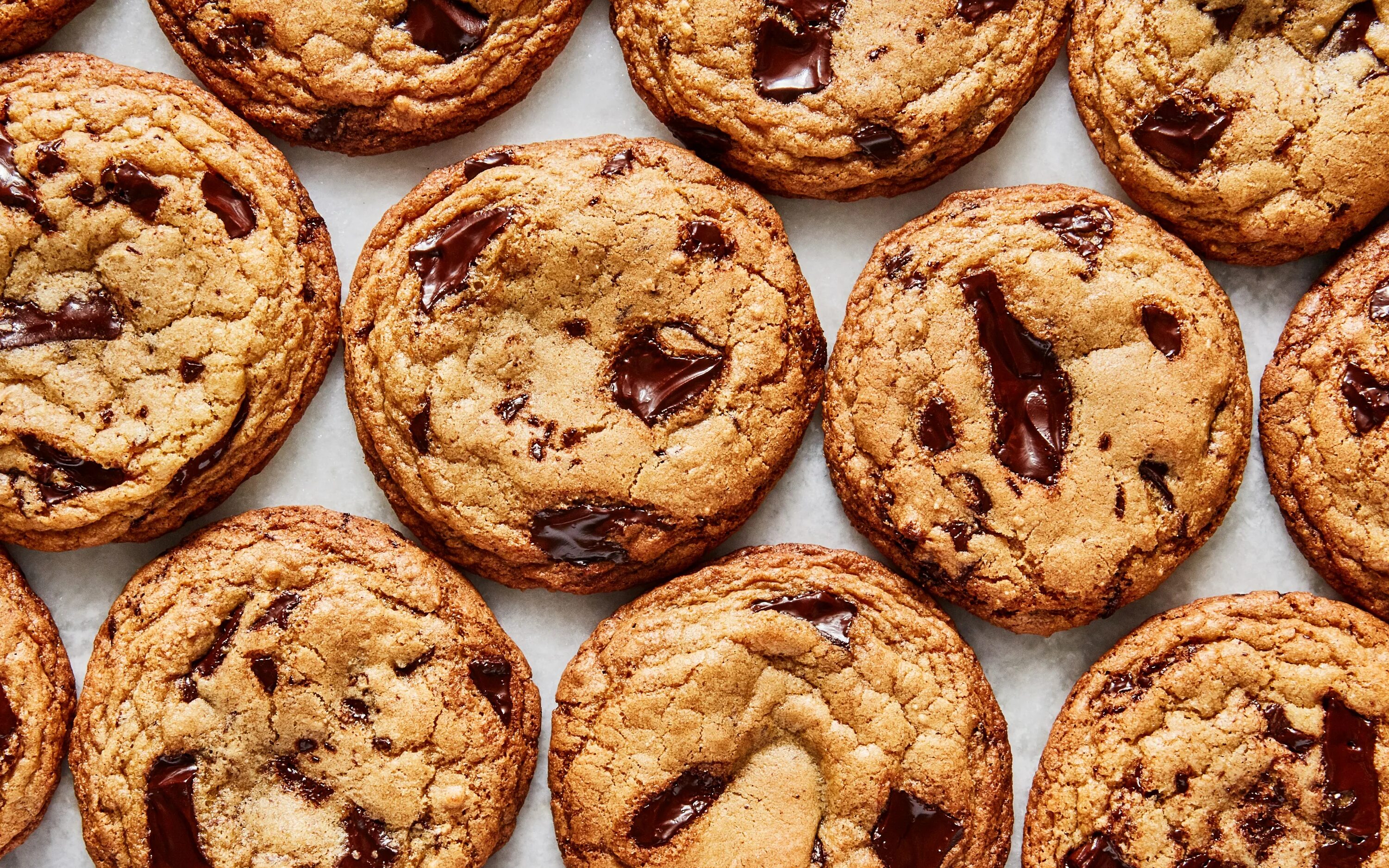 Chocolate Chip cookies. Печенье кукис. Печенье с шоколадом. Американское печенье. Featured cookie