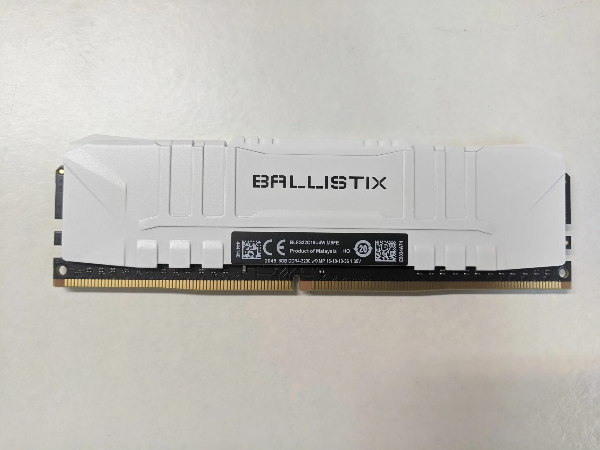 Память crucial ballistix ddr4. Crucial Ballistix ddr4 16gb 3200. Crucial 8gb ddr4 3200mhz. Ballistix ddr4 8gb 3200. Оперативная память crucial Ballistix 8gb ddr4 3200mhz.