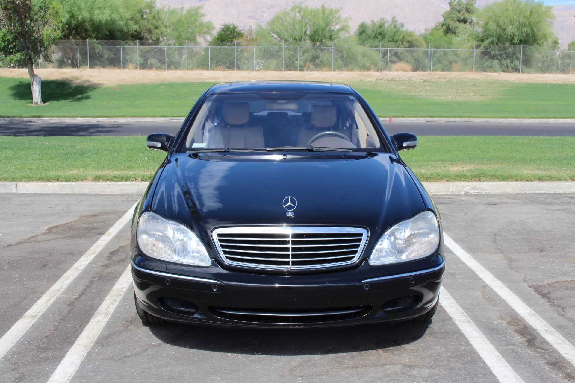 Купить мерседес 2001. Мерседес s class 2001. Мерседес-Бенц s500 2001. Mercedes Benz s500 2001. Мерседес 500 2001.