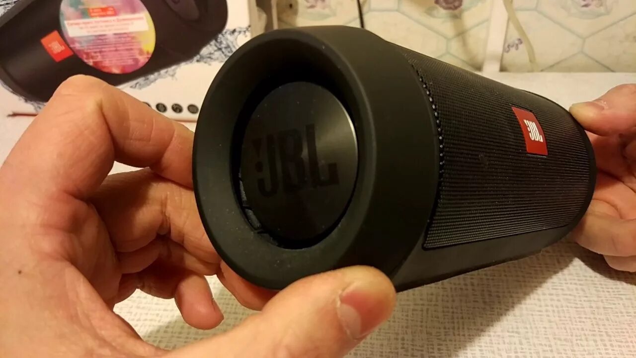 Как разобрать портативную колонку. Колонка JBL charge 2+ разъёмы. JBL charge 2 разъемы. Реплика JBL charge 2 Mini. Колонка JBL чардж 2 поделка.