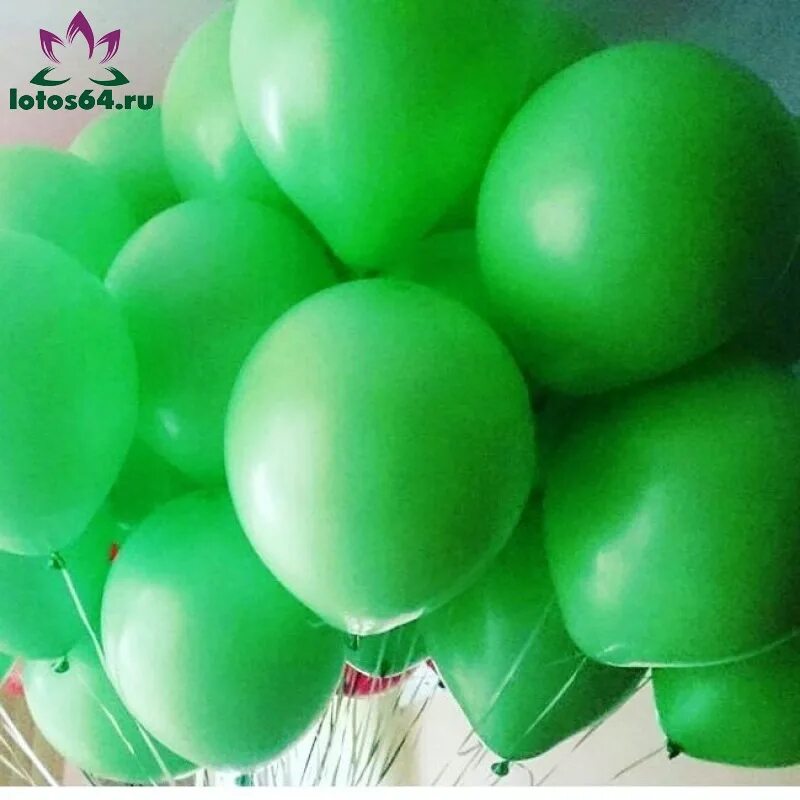 Красные и зеленый шары. Зеленые шары. Воздушный шарик. Гелиевые шары. Салатовые шары воздушные.