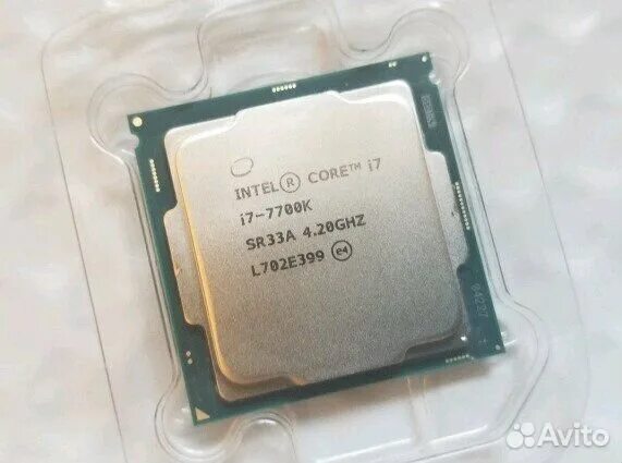 Интел 7700. Intel i7 7700. Интел i 7700k. Core i7 7700k. Процессор Intel Core i7-7700k.