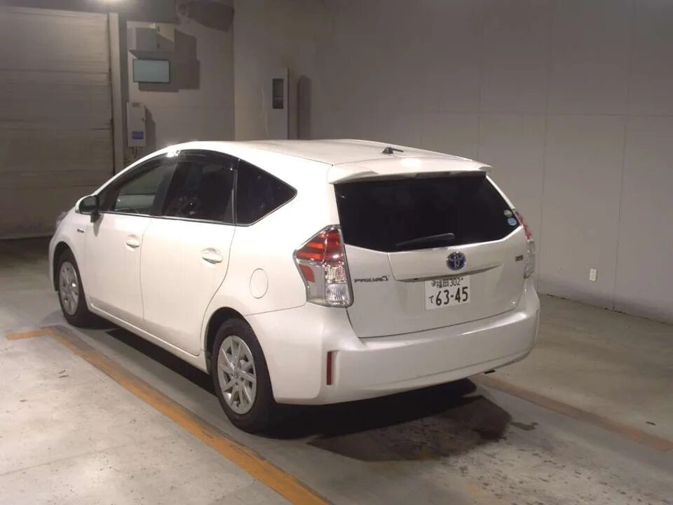 Приус альфа гибрид. Toyota Prius Alpha 2015. Тойота Приус Альфа 2015. Toyota Prius Alpha 2014. Toyota Prius Alpha 2016.