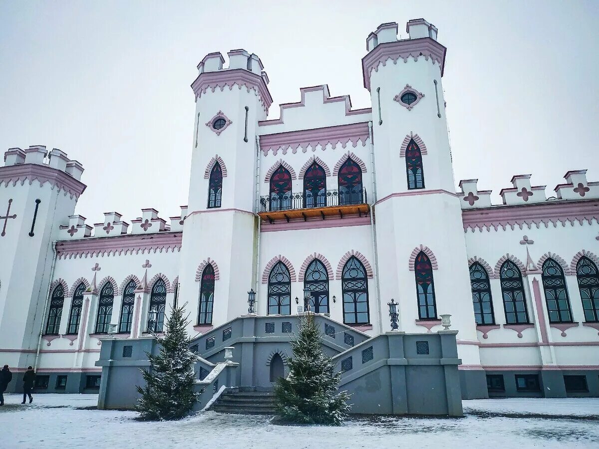 Дворец Пусловских Беларусь. Дворец Пусловских в Коссово. Косовский дворец Брестская область. Коссовский замок Беларусь.