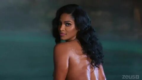 Slideshow joseline hernandez shows boobs.