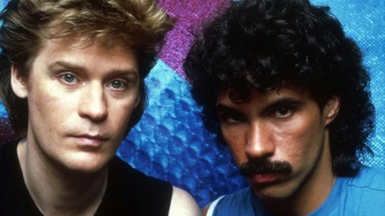 Hall oates out of touch. Daryl Hall & John oates. Daryl Hall John oates album. Дэрил Холл и Джон Оутс. Группа Hall & oates.