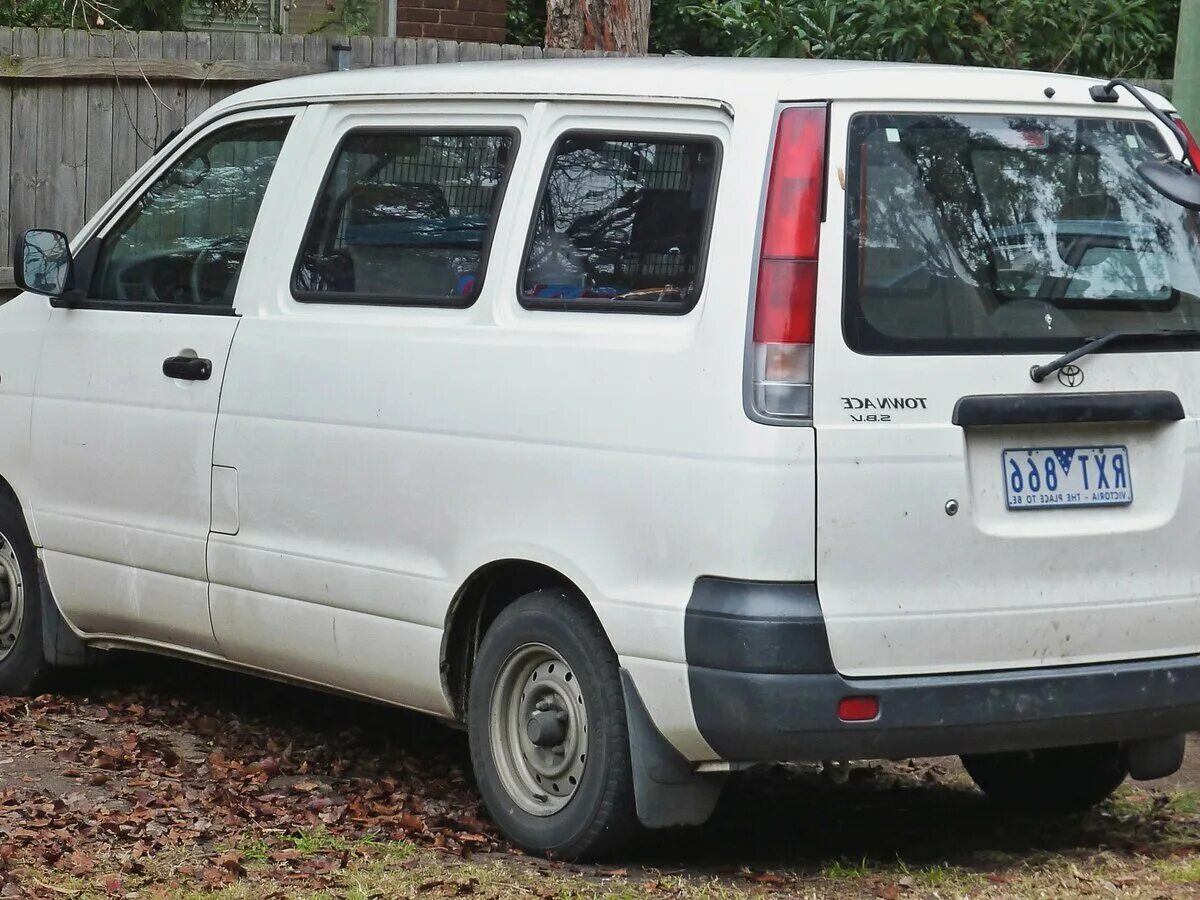 Toyota town ace (3g). Toyota town ace 1992. Toyota town ace 1996. Toyota lite ace 4wd. Таун айс 1998.