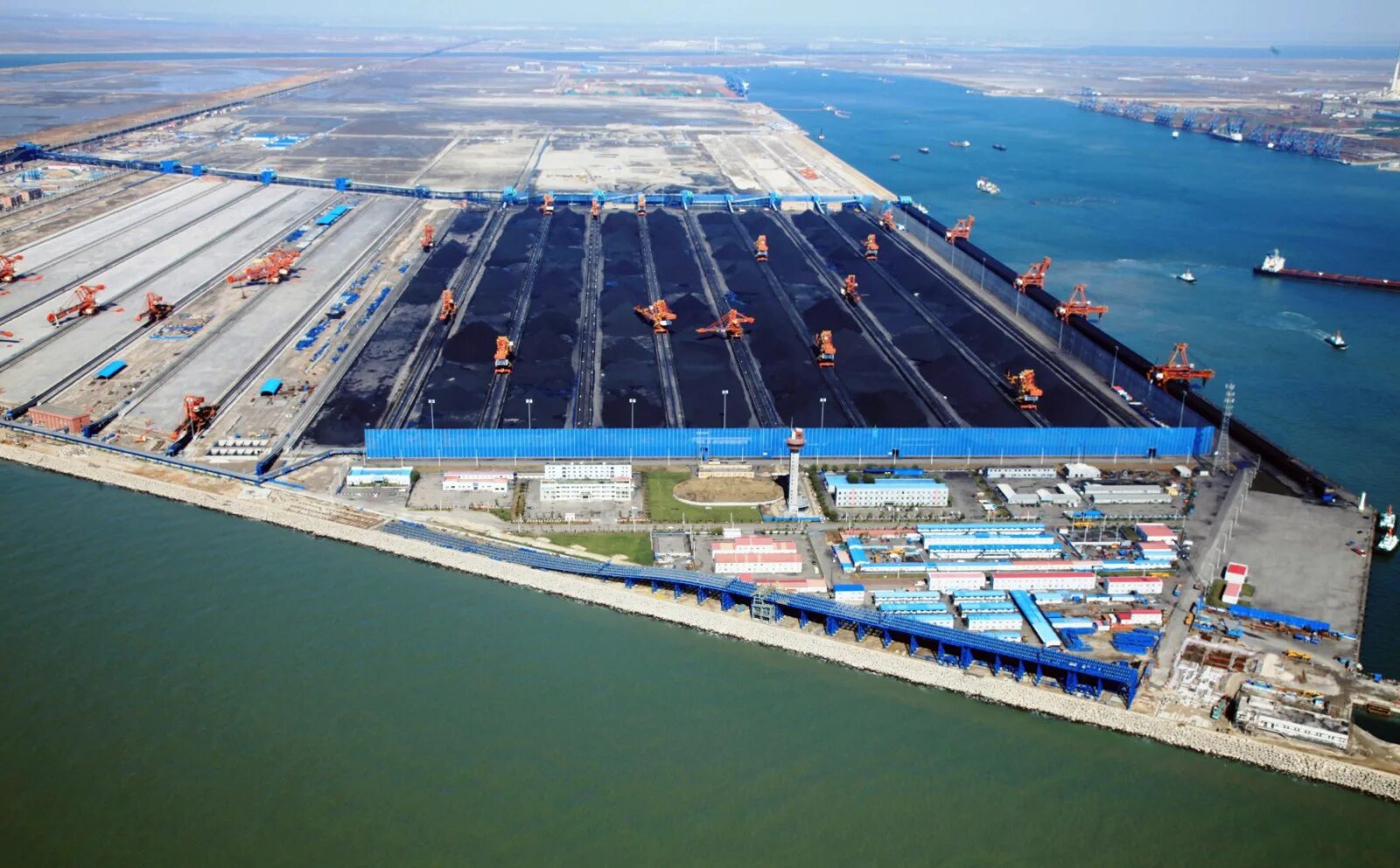 Порт порт угольный терминал. Циньхуандао порт. терминал ванино. qinzhou порт. порт трабзон.