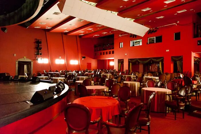 Зеркальная гостиная театра буфф меню. Зеркальная гостиная театра. Театр буфф санкт-петербург. Театр кабаре буфф санкт-петербург. Театр буфф кабаре.