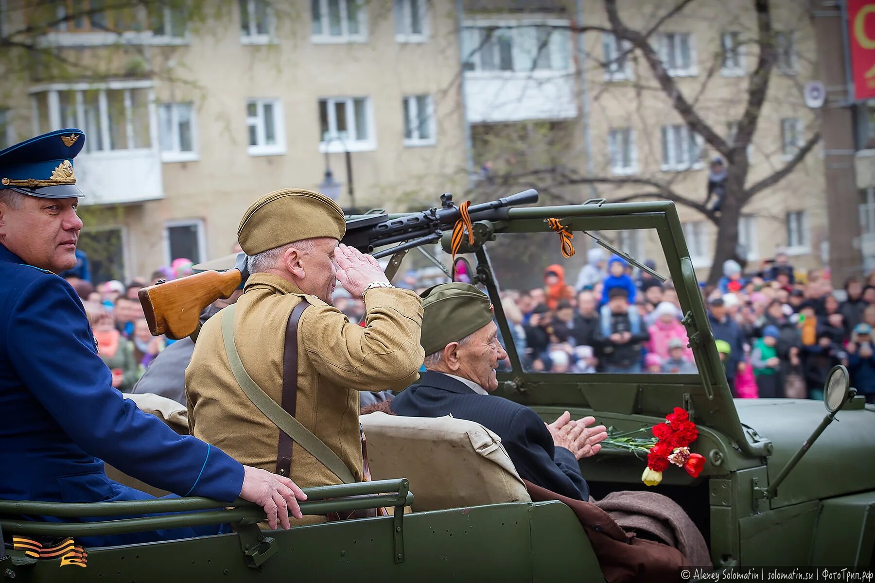 9 Мая Ижевск. Ветеран такий Асмодьяров МУХЛИСУЛЛОВИЧ Удмуртия. Днепродзержинск 70 годовщения Победы 2015 года. Асмандьяров Алишер Рашидович Ижевск. 9 май 2015 год