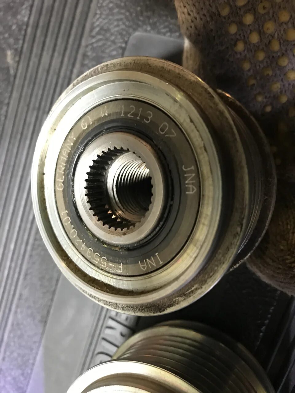 заглушка муфты генератора тойота диаметр 47мм. съемник обгонной муфты генератора тойота рав 4. муфта рав 4. муфта генератора рав 4. обгонная муфта генератора тойота рав 4.