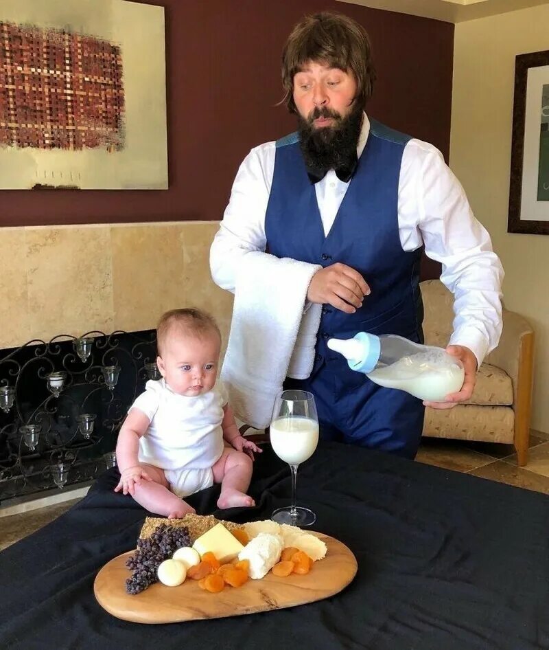 Дэйв энгледоу. Дуэйн джонсон с женой и дочкой. Хороший папа. Веселый папа. Дуэйн скала джонсон дочь.