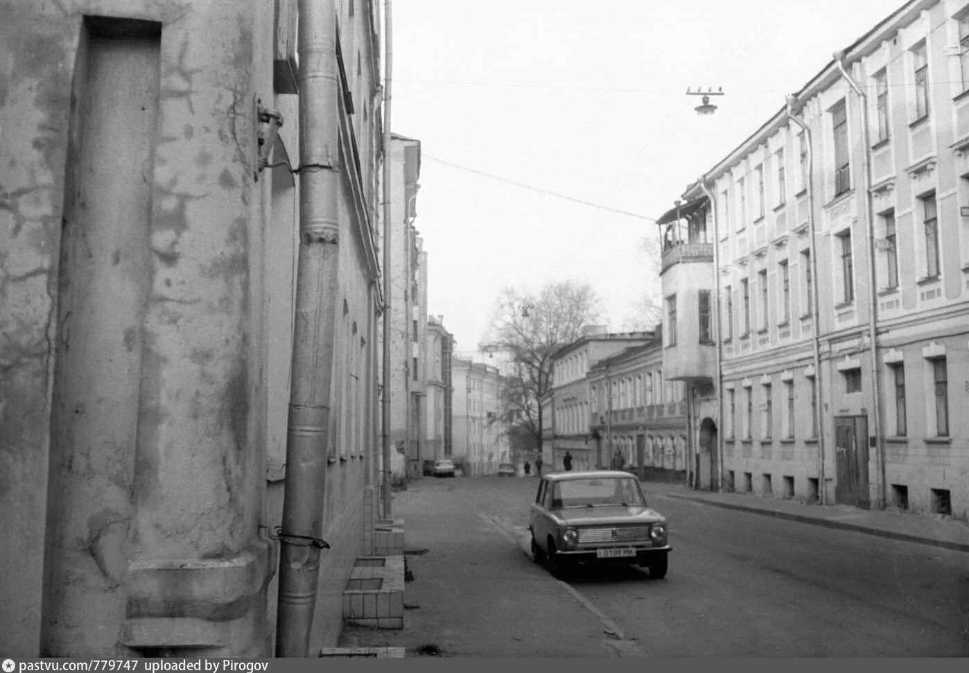 Колокольников переулок Москва. Печатников переулок pastvu. Колокольников переулок Москва в 1960 году. Москва переулок Колокольников дом 24. Через час в чистый переулок