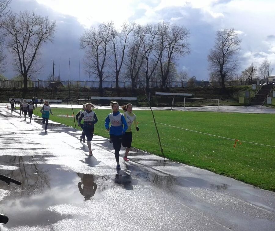 Рославль спортивный. Стадион Торпедо Рославль. Стадион в Рославле Смоленской области. Бассейн Торпедо Рославль. Торпедо Рославль первенство Смоленской области.