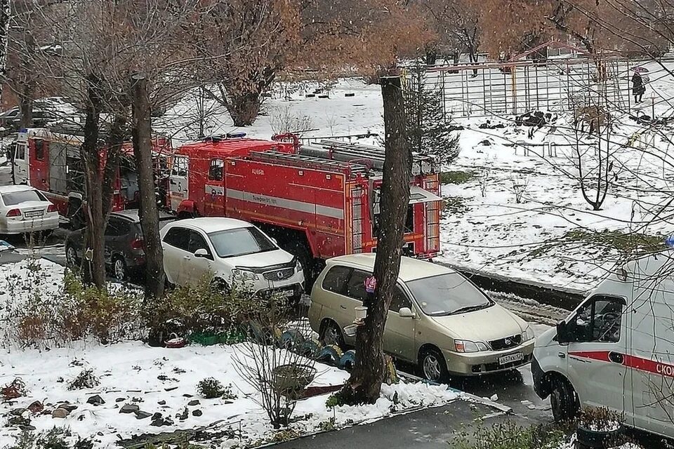 Пожар на кропоткина. Кропоткина ул пожар. Пожар на Кропоткина в Новосибирске. Пожар на улице Кропоткина. Авария на улице Кропоткина Новосибирск.