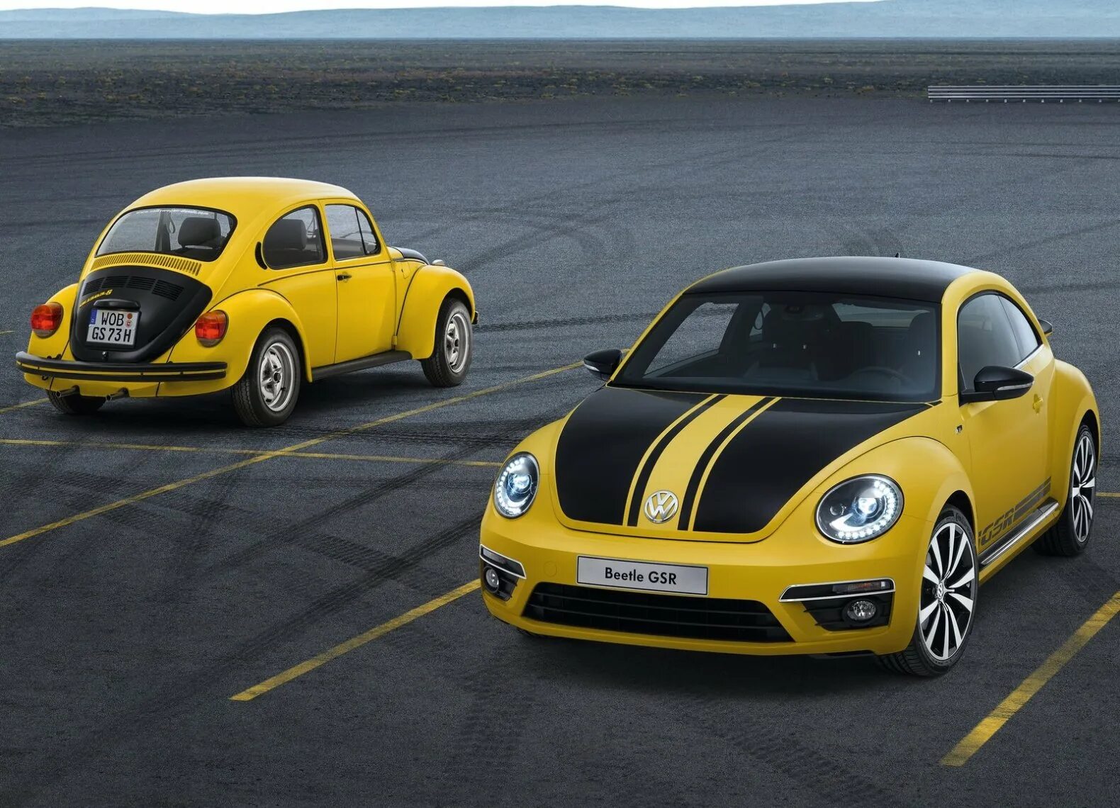 Volkswagen new beetle, 2. Фольксваген жук желтый. Фольксваген битл желтый новый. Фольксваген битл желтый новый. Фольксваген нью битл жёлтый.