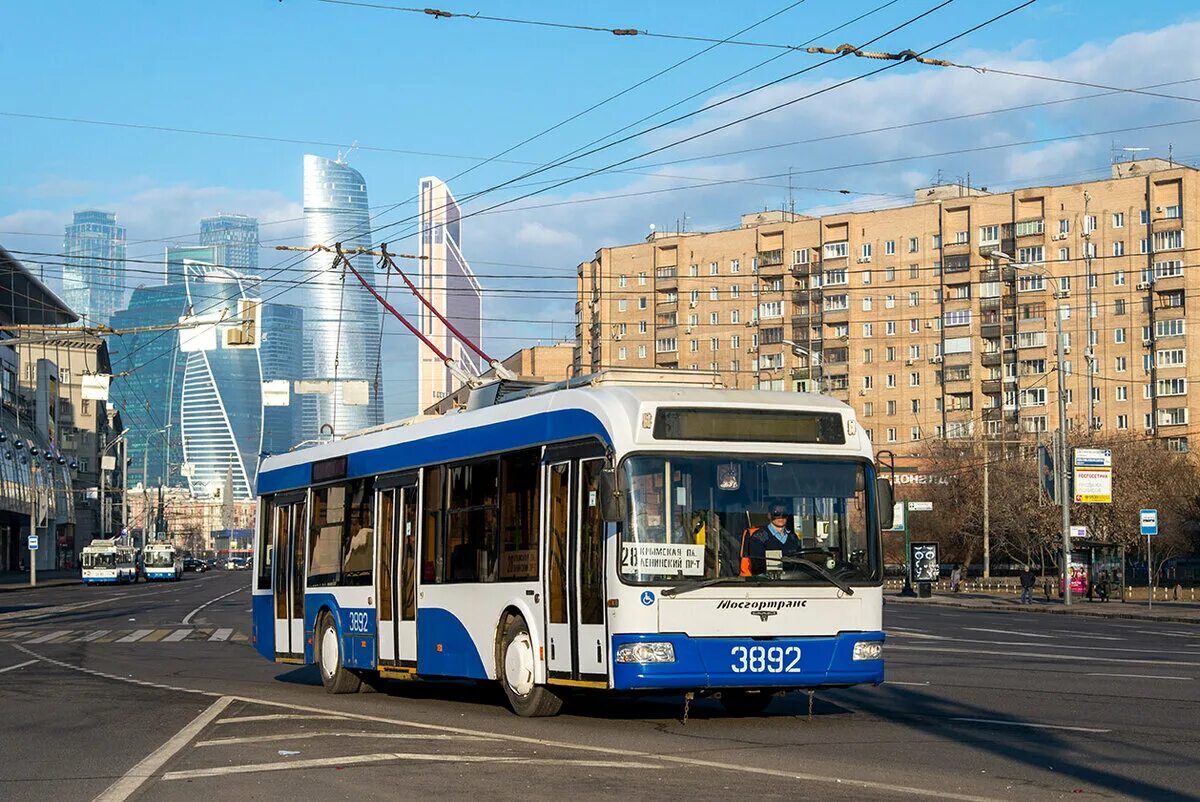 Троллейбус википедия. Троллейбус Москва. Троллейбус БКМ Нижний Новгород. СВАРЗ 6235.01 Нижний Новгород. Электробус СВАРЗ.