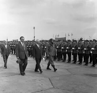 Апреля 1963