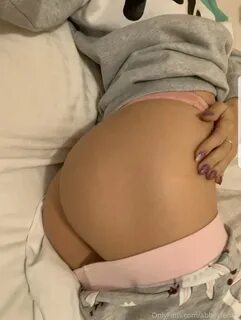 Abbey Ferre - OnlyFans Leaked.