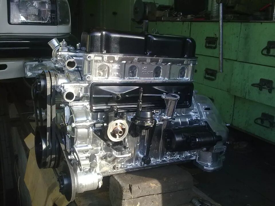 Новый двигатель уаз 402. Умз 402. Двигатель в сборе 402 на уаз. Умз 402 двигатель. Умз 402 двигатель.