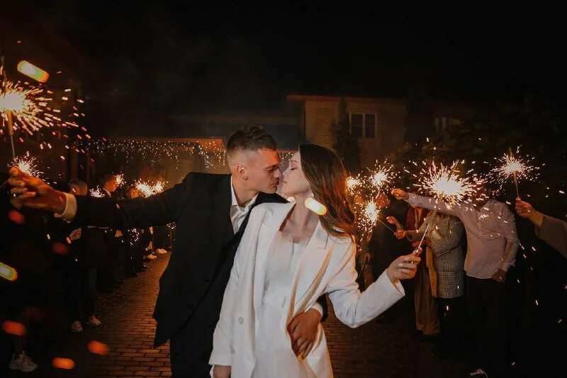 поделиться радостной новостью