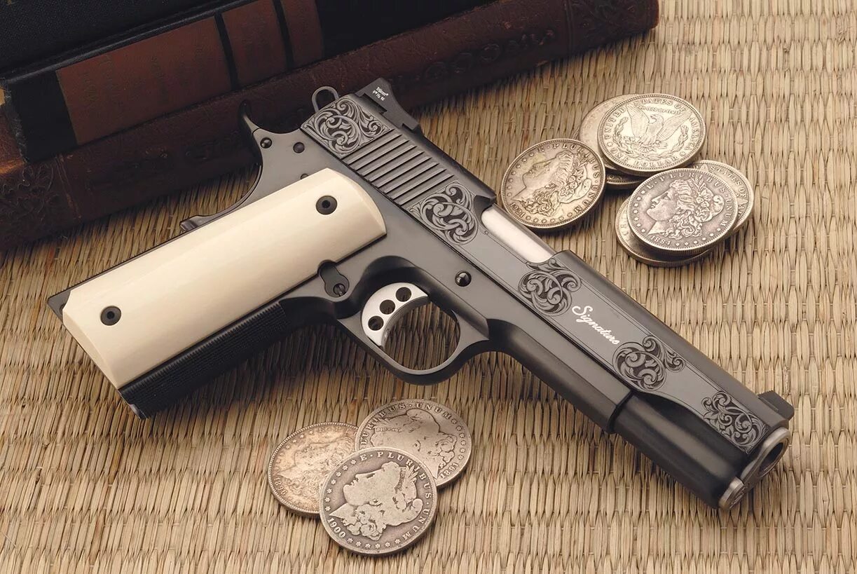 Gun steel. Colt 1911 Custom. Colt m1911 кастомный. Colt 1911 кастом.