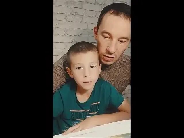 Палыч читает