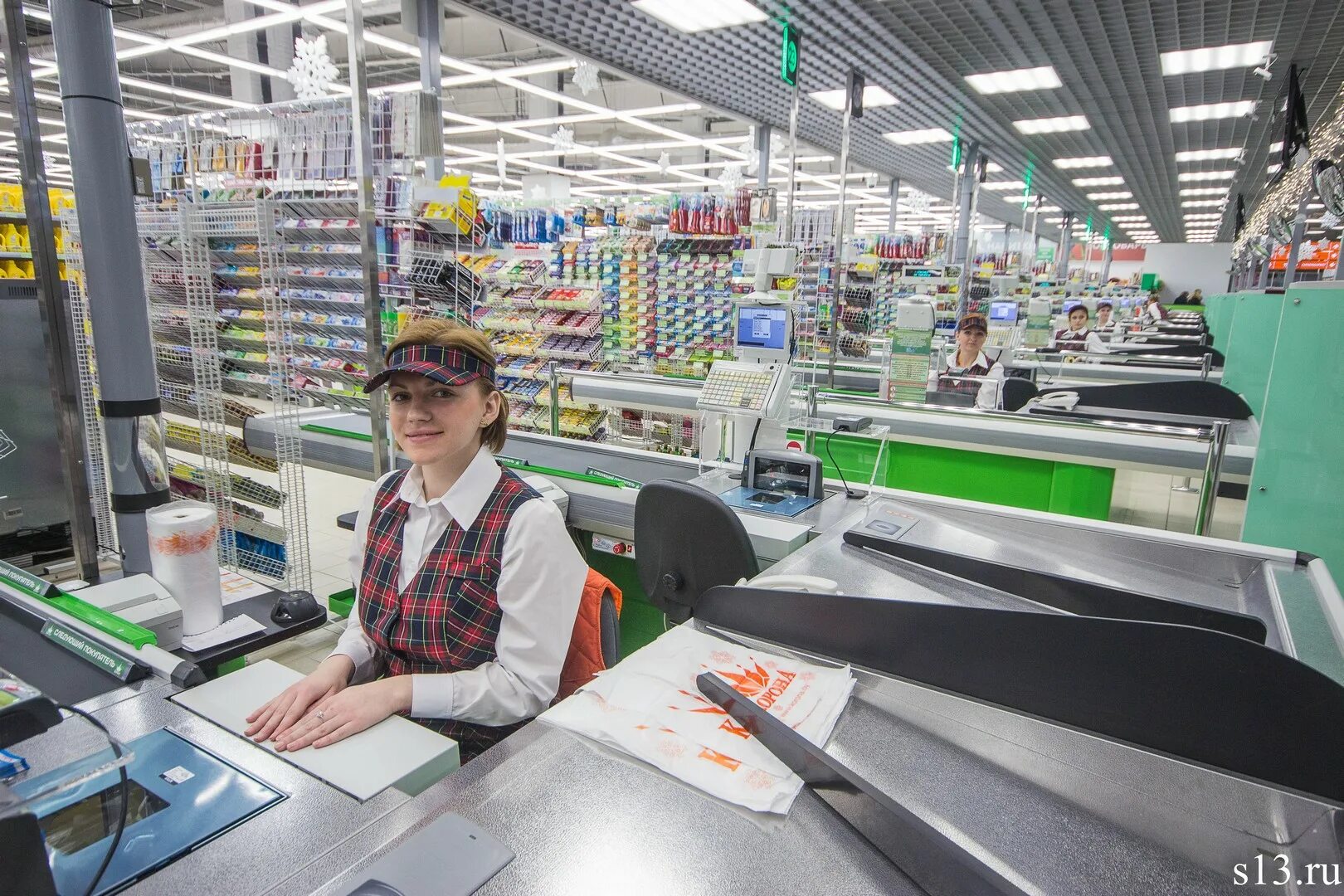Гродно торговые центры. Рынок корона гродно. Рынок корона гродно. Белорусский магазин корона. Корона 2 тц.