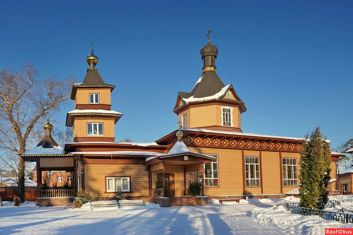 посёлок малаховка люберецкий район. село малаховка. поселок малаховка. храм апостолов петра и павла (малаховка). храм петра и павла в малаховке.