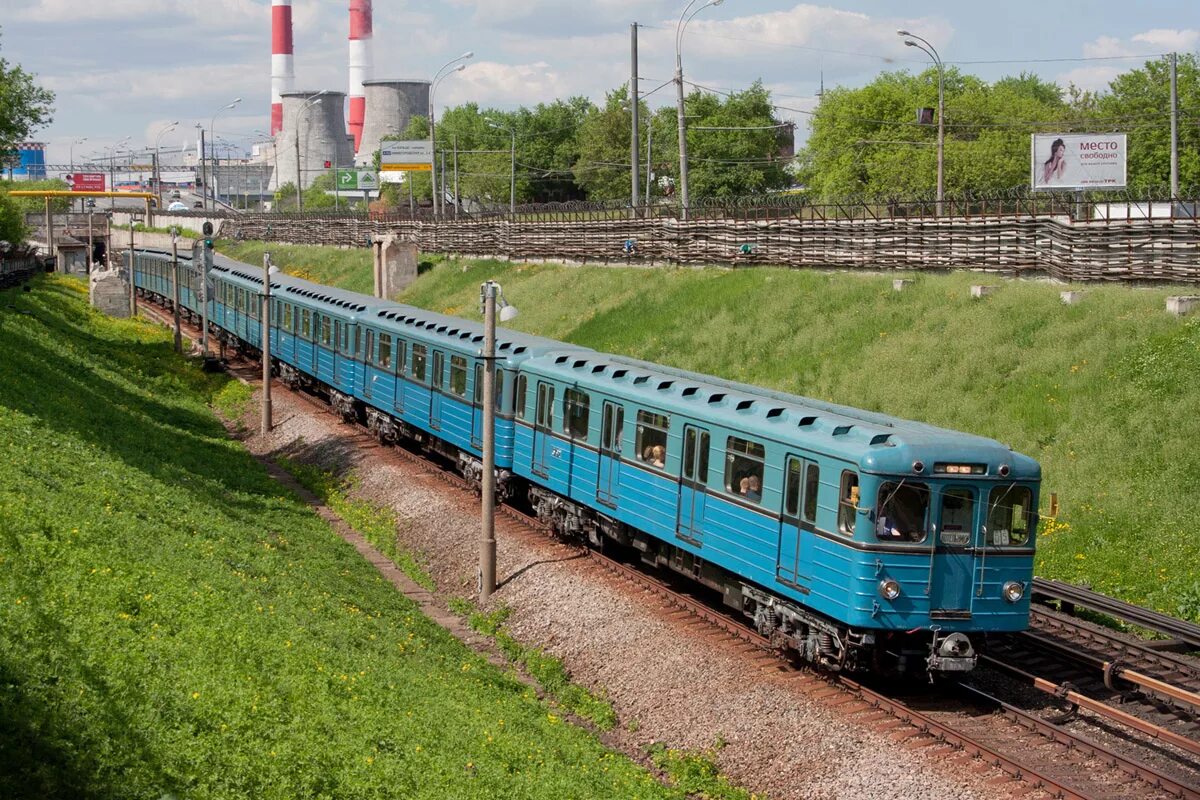 Вагоны ев. Вагон салон. Вагон метро типа ев3. Вагон метро ема 502. Метро еж3.