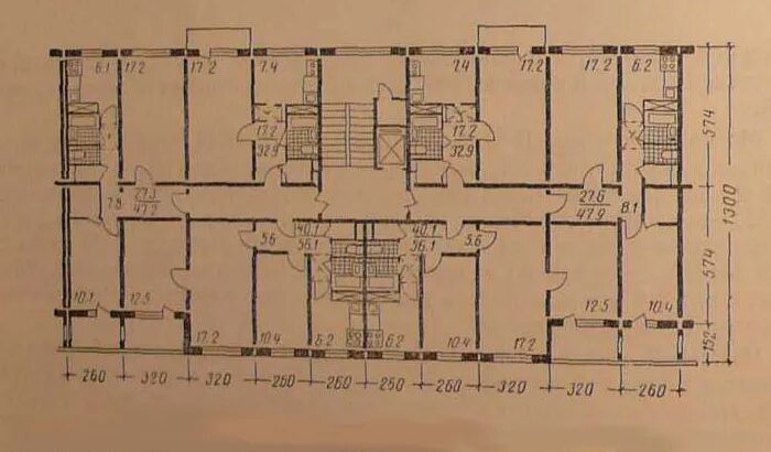 Ii 28 3. Кирпичная хрущевка 1-528. Хрущевка кирпичная 1-464 планировки. Хрущевка 1-528 планировка. Хрущевка планировка поэтажный план.