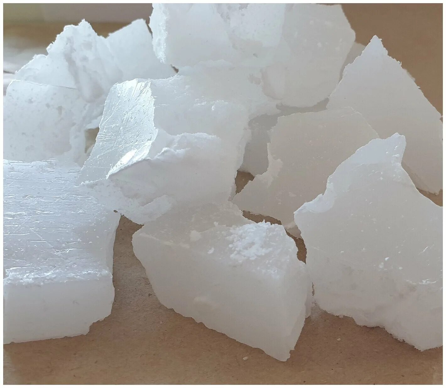 парафин п-2 стружка. парафин марки п-2. парафин 70% стеарин 30%. парафин п2 роснефть. парафин пищевой п-2.