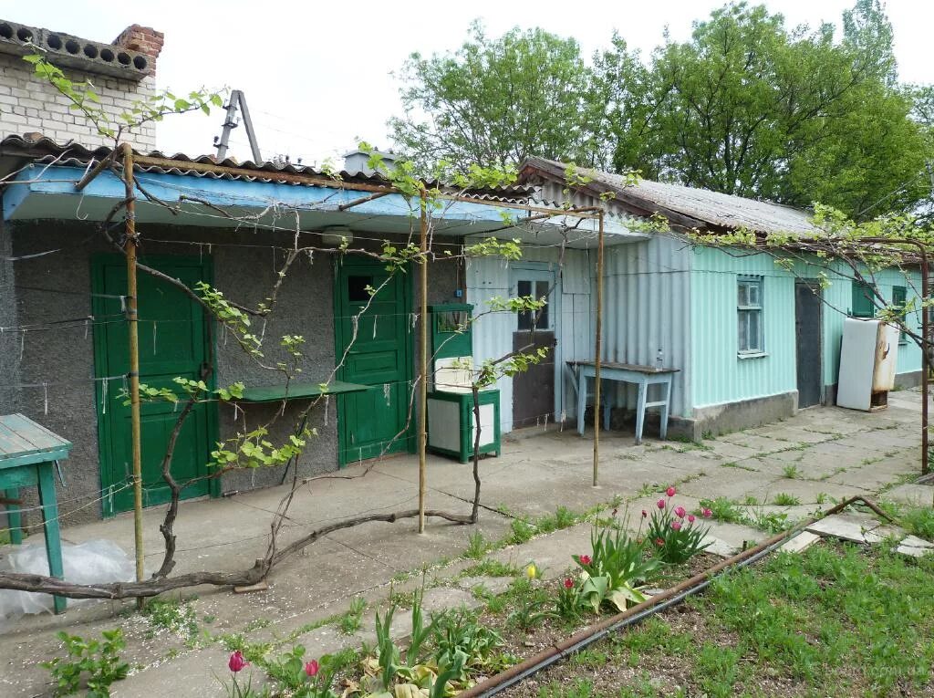 Скадовск херсонская область купить. Скадовск Херсонская область. Рынок Скадовск Херсонской. Скадовск дом. Жилье Скадовск.