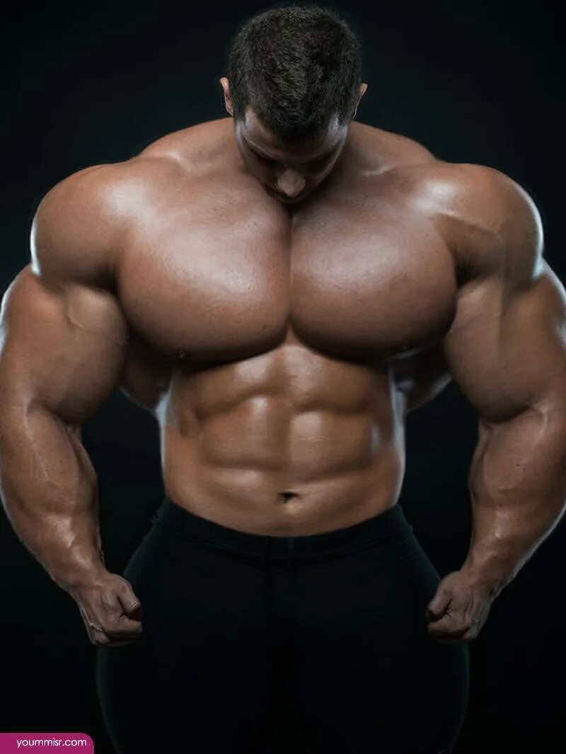 Очень сильные парни. Огромные мышцы. Самый накаченный человек. Огромные мускулы. Самые большие мышцы.