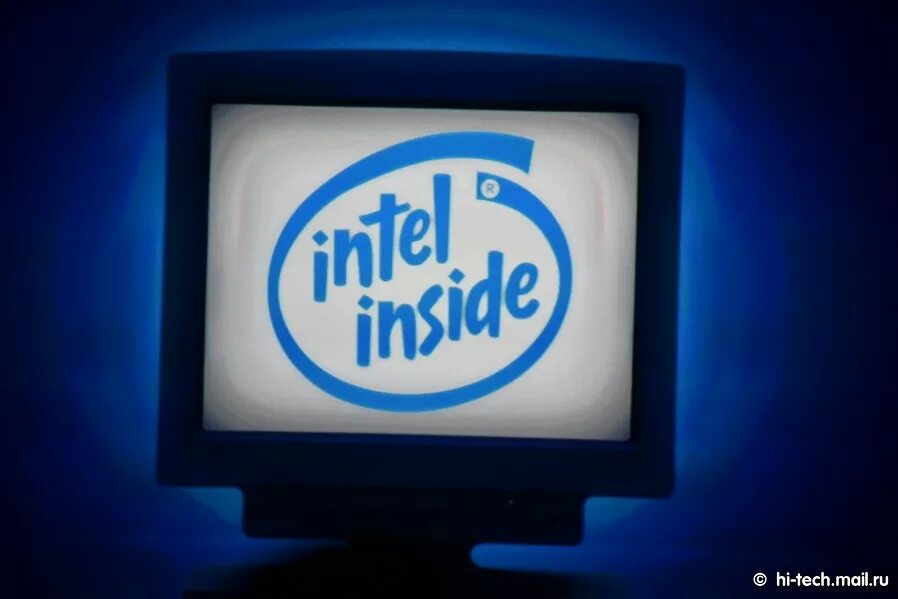 Поколения Intel. Intel на выставке.