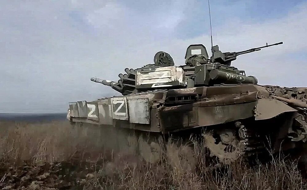 Танки бой видео. Российская военная техника. российские танки. русская техника. танки россии на украине.