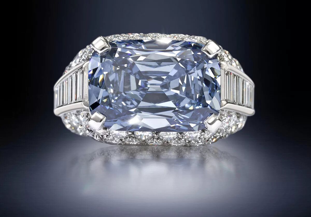 Blue Diamond Ring от Bvlgari. Bvlgari Blue Ring. Ювелирные изделия first class diamonds