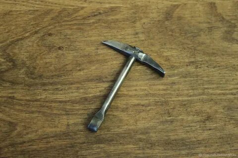 Pick axe