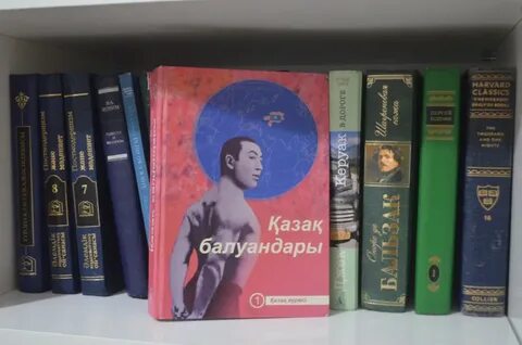 Татуировкасы бар жалаңаш қыздардың суреттері