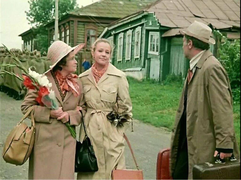 В каком городе снимали дамы приглашают кавалеров. Дамы приглашают кавалеров кадры. Неёлова марина и куравлев в фильме. Николай караченцов дамы приглашают кавалеров. Неёлова марина 1980.