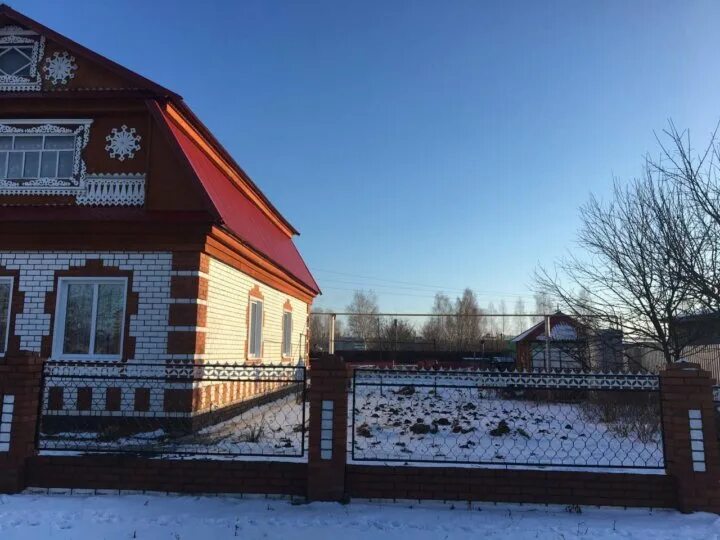 Дом в вятских полянах. Коттеджи вятские поляны. Дачи вятские поляны. Дом в вятских полянах. Вятские поляны пригород.