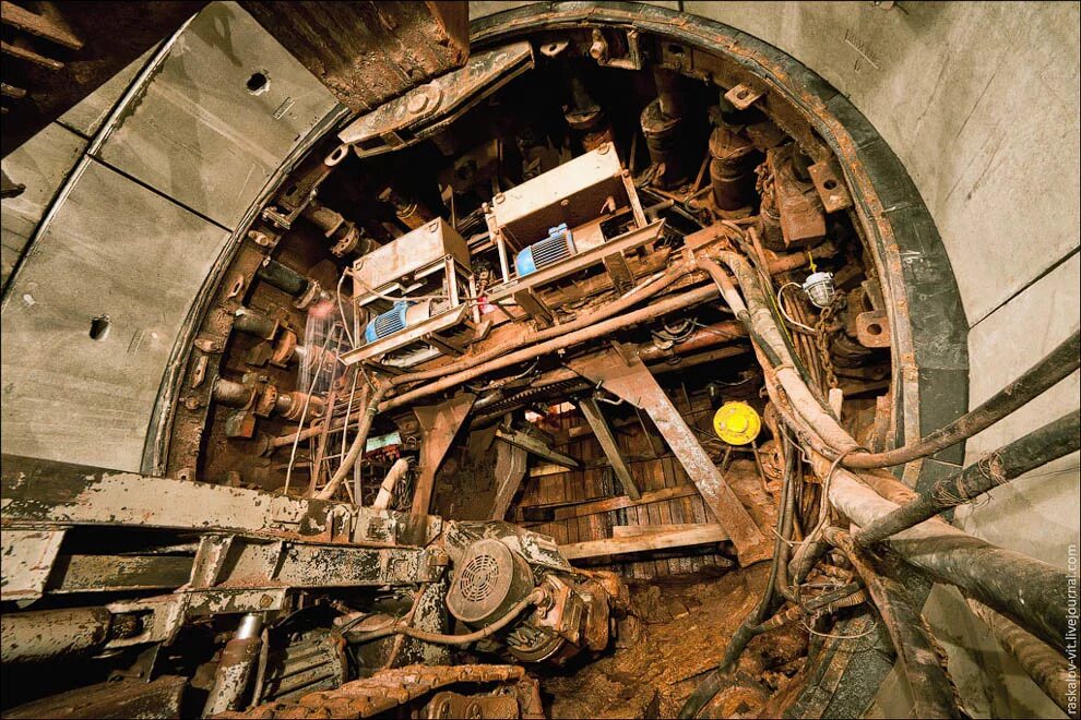 подземный город в железногорске красноярский край. город под красноярском под землей. город под красноярском под землей. лагар-аульский тоннель. штольни ондозеро.