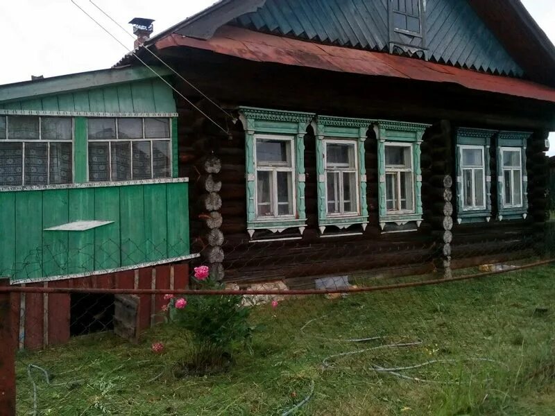 Продается машина. Авточемпион урень. Фото машин в урене. Тойота королла 2012 года белая. Авито урень авто.