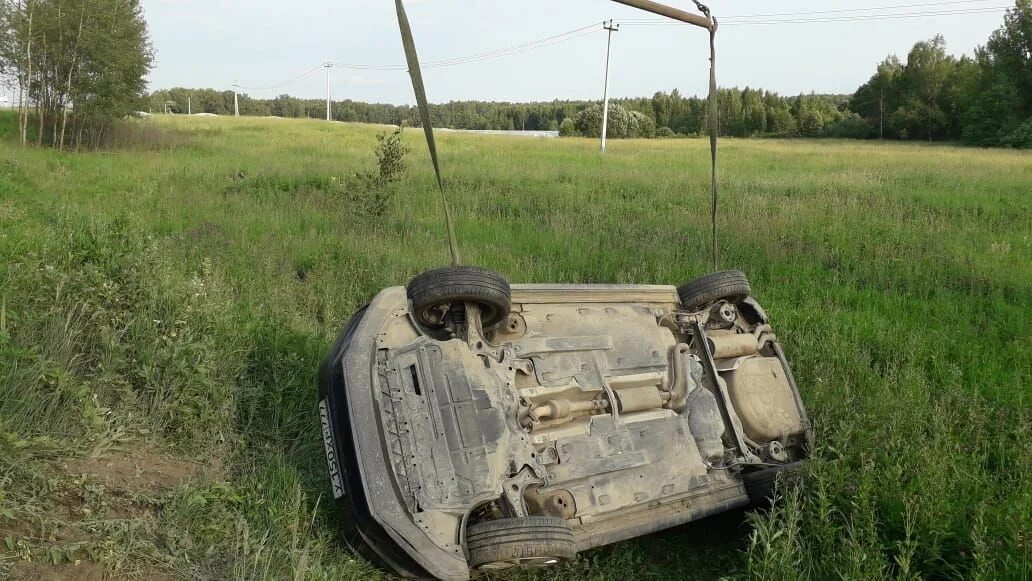 Авария в Шарапово в 2020 году. Авария в Шарапово Московской области сегодня. Авария в Чеховском районе Шарапово с лосём. Хавал перевернулся на крышу.