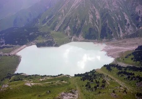 Әйелдер дәретханаларында войер порно көру