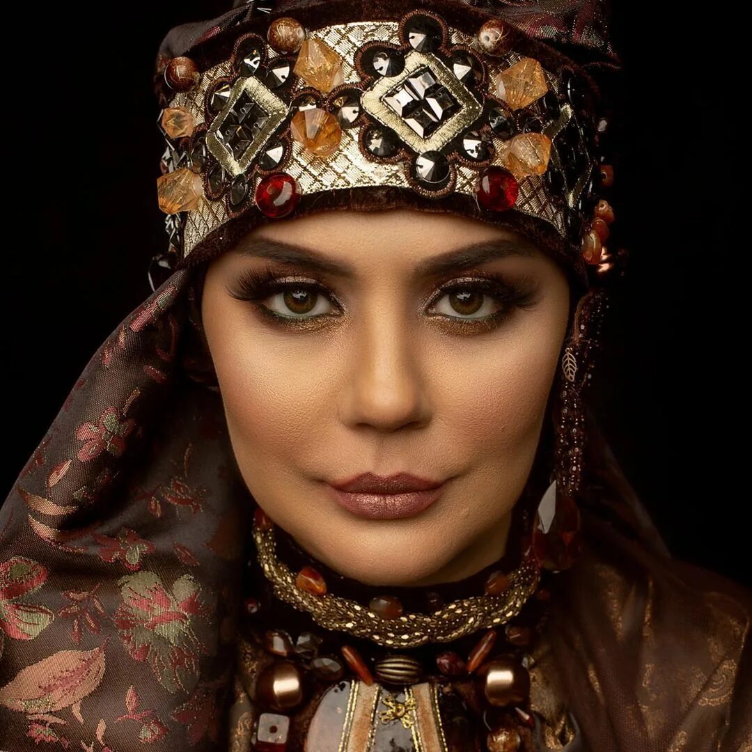 Дама народу. Oksana Rasulova. Тюркская красавица. Тюркские девушки. Тюркские девушки самые красивые.